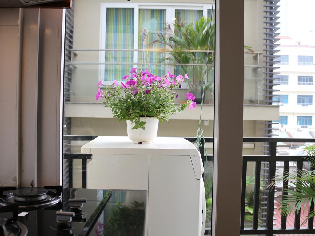 Palmo Hotel & Apartment 1 Hanoi Buitenkant foto